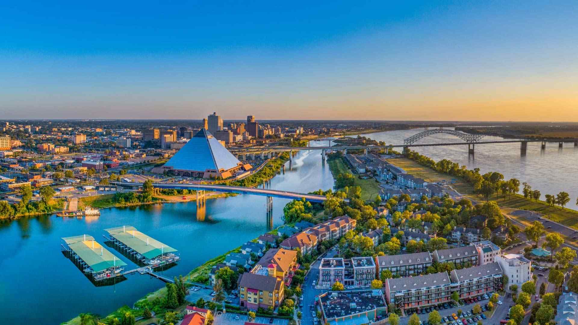 RENSHAW COMPANY, REALTORS and RENTAL CITY have joined forces to become your expert real estate resource in West Tennessee and Northwest Mississippi with offices in Memphis, Dyersburg, and Jackson. Whether you need maintenance services, help leasing or managing a rental property, renovation services, help purchasing or selling a property, or guidance in real estate investing, our team is here to help.