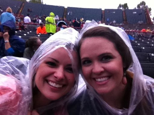 Whoop whoop in the rain at Alan!!!!!! 