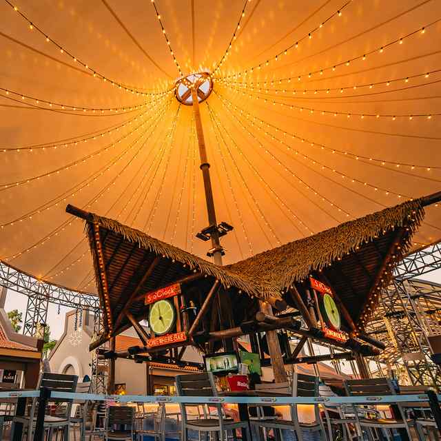 5 o'Clock Somewhere Aruba 5 o'Clock Somewhere Aruba Bar