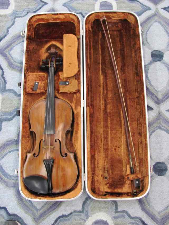 COCM Patron Saint of Music, Ervin Rouse's Fiddle COCM Patron Saint of Music, Ervin Rouse's Fiddle
