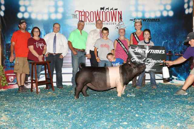 9_gr_ch_breeding_gilt_kelton_ryan_warren_co_6653_1590763654_6992_1590771333.jpg 9_gr_ch_breeding_gilt_kelton_ryan_warren_co_6653_1590763654_6992_1590771333.jpg