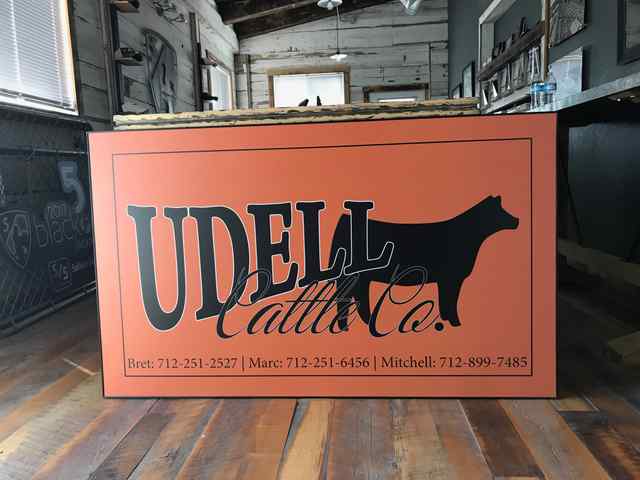 coverall_signs_and_banners_11_6866_1590769536.jpg coverall_signs_and_banners_11_6866_1590769536.jpg