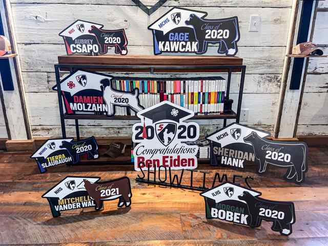 coverall_signs_and_banners_59_7136_1590848978.jpg coverall_signs_and_banners_59_7136_1590848978.jpg