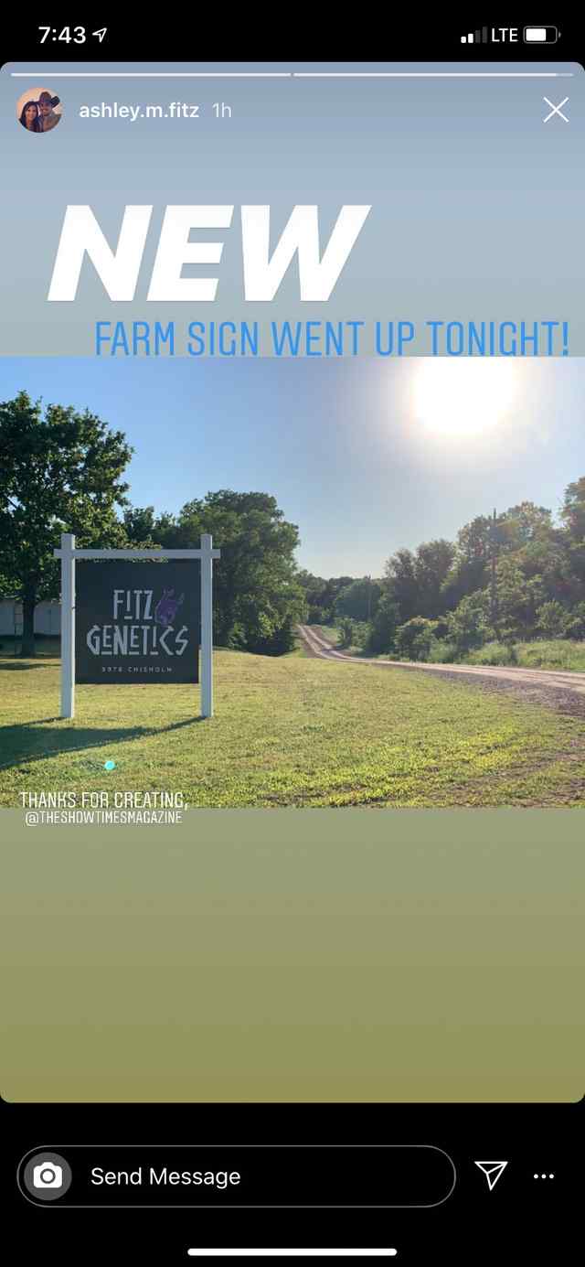 coverall_signs_and_banners_61_7128_1590848938.jpg coverall_signs_and_banners_61_7128_1590848938.jpg