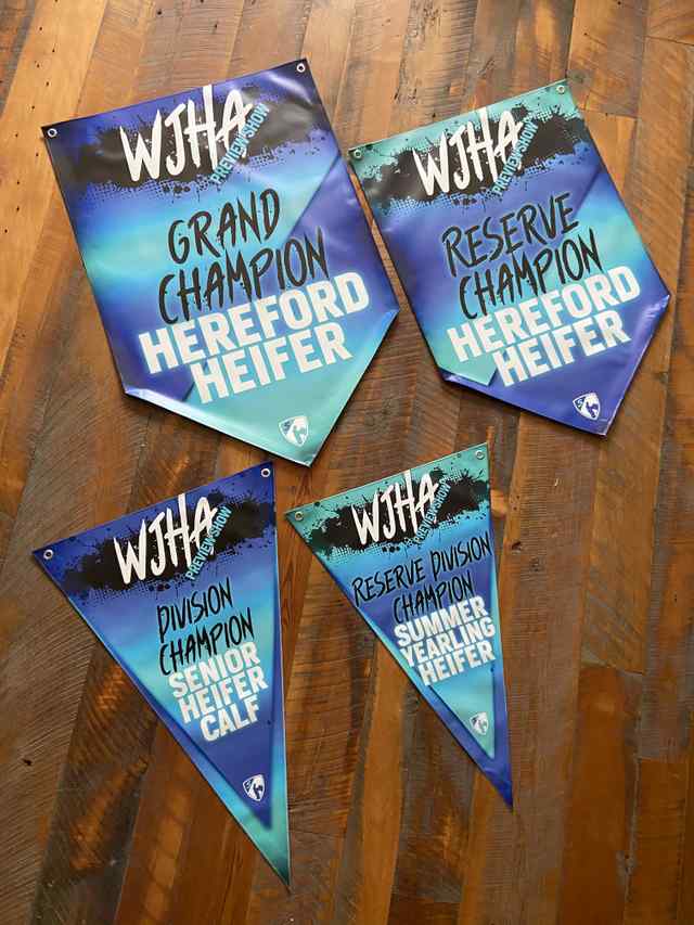 coverall_signs_and_banners_63_7154_1590849067.jpg coverall_signs_and_banners_63_7154_1590849067.jpg