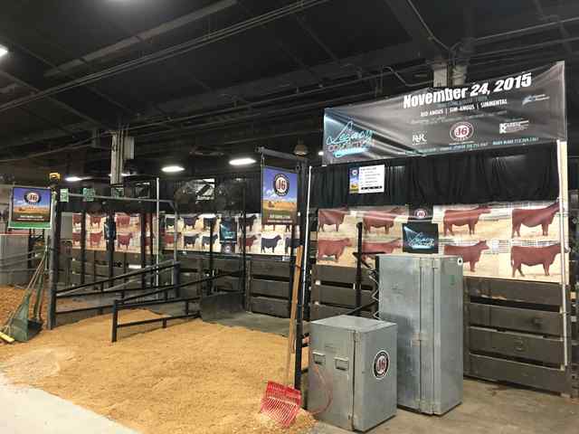 coverall_signs_and_banners_7151_1590849058.jpg coverall_signs_and_banners_7151_1590849058.jpg