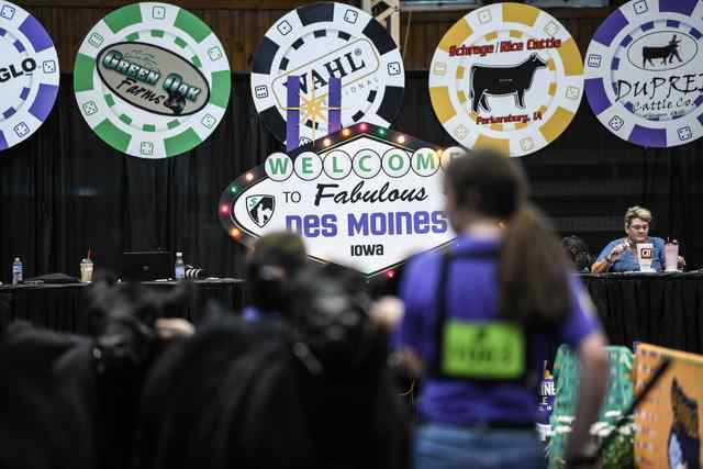 poker_chips_7180_1590849184.jpg poker_chips_7180_1590849184.jpg