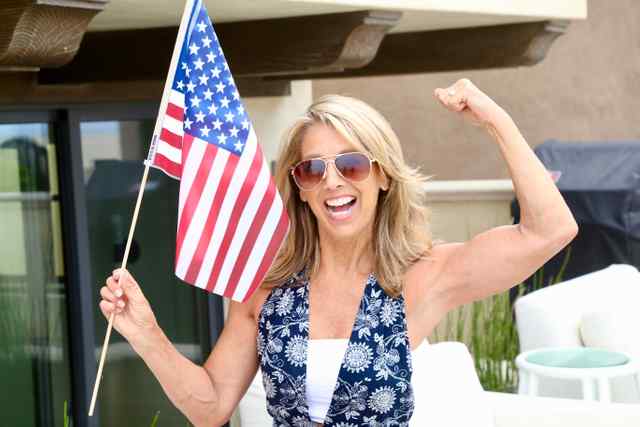 3 Muscle-Building Moves To Do This Holiday Weekend!!