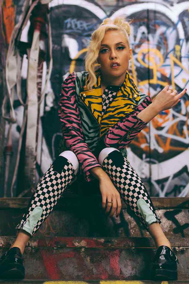 LADYGUNN_EdenXO_6.jpg LADYGUNN_EdenXO_6.jpg