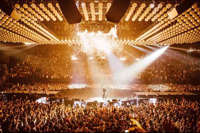 Drake- Boy Meets World Tour