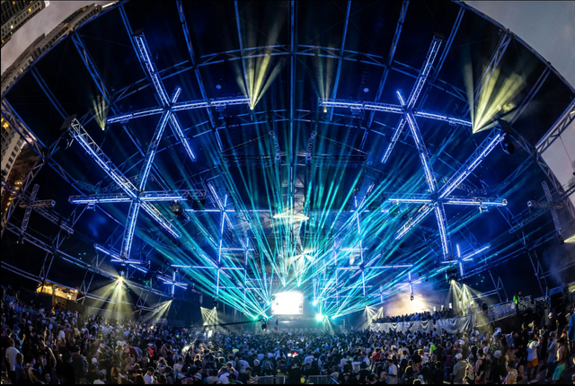 Ultra Miami Megastructure