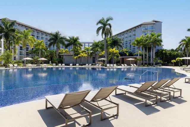 falmouth_royalton_white_sands_hotel_image_13.JPEG falmouth_royalton_white_sands_hotel_image_13.JPEG