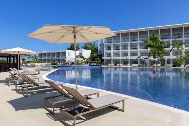 falmouth_royalton_white_sands_hotel_image_25.JPEG falmouth_royalton_white_sands_hotel_image_25.JPEG