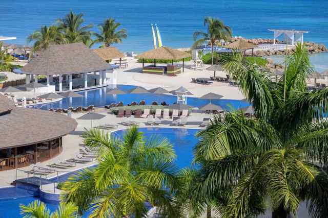 falmouth_royalton_white_sands_hotel_image_31.JPEG falmouth_royalton_white_sands_hotel_image_31.JPEG