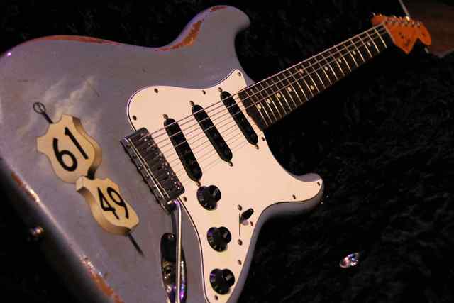 Crossroads Fender with cool gray and blue color Crossroads Fender with cool gray and blue color