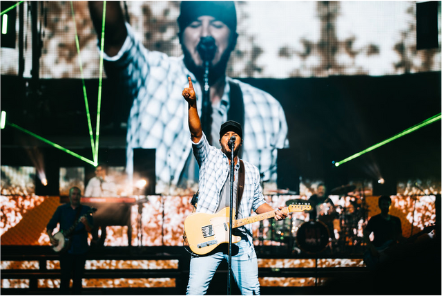 Luke Bryan Launches “Country On Tour” with Sold-Out Shows