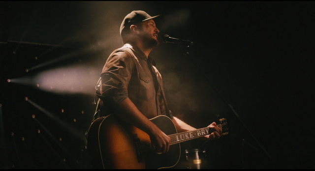 Luke Bryan Debuts Music Video for “Country Song Came On” with CMT and the Paramount Times Square Billboard