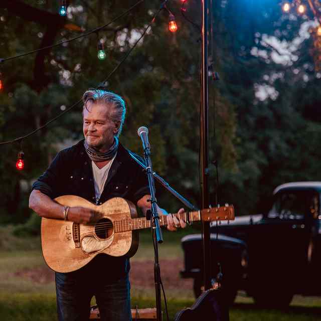 JM_aboutpage_thirdrow.jpg JM_aboutpage_thirdrow.jpg