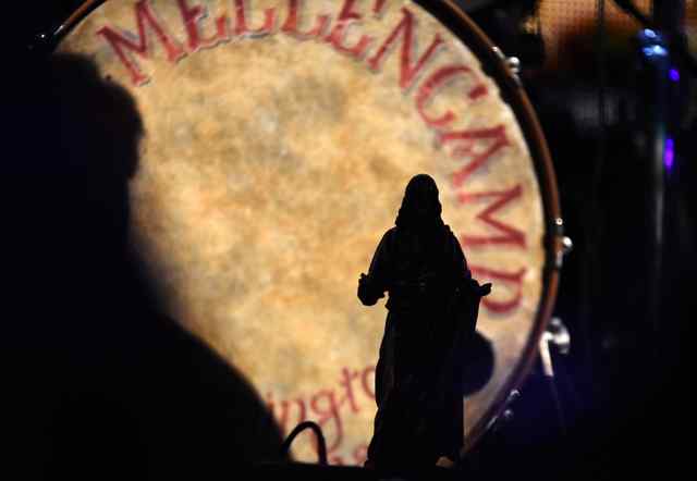 Bruce Springsteen joins John Mellencamp on stage for 'Pink Houses' at NJPAC