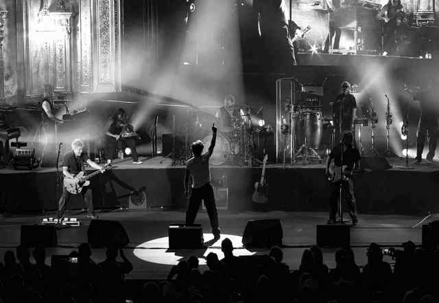 New Noise Magazine Show Review: John Mellencamp At PNC Bank Arts Center In Holmdel, NJ 