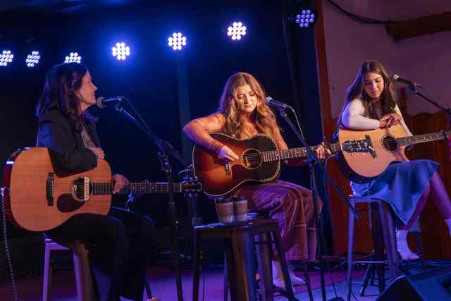 20241003_cowgirls_at_cowboy_155_Enhanced_NR_min.jpg 20241003_cowgirls_at_cowboy_155_Enhanced_NR_min.jpg