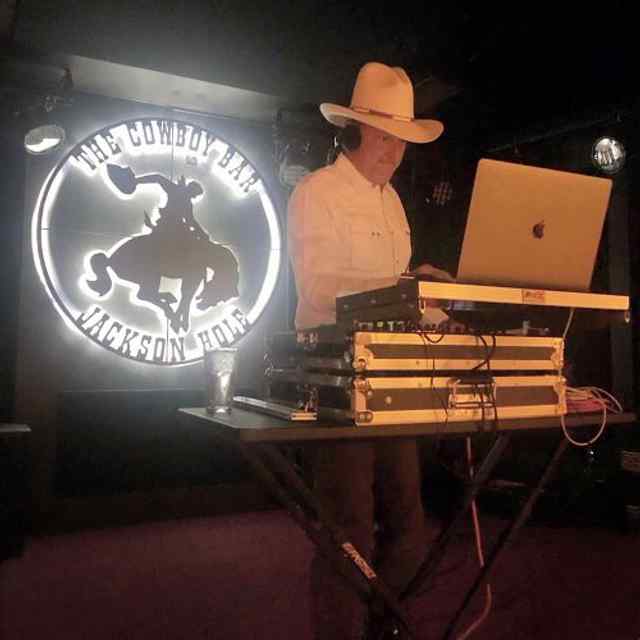 Country DJ Steady Jake