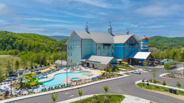 Learn more about Camp Margaritaville RV Resort & Lodge Pigeon Forge  