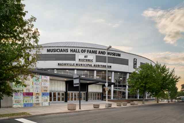 Main Entrance Nashville Municipal Auditorium Main Entrance