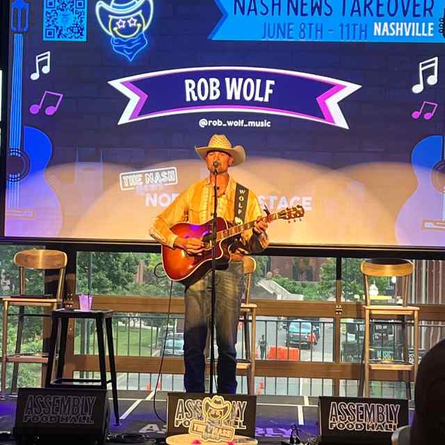 Rob Wolf CMA Fest 23.jpg Rob Wolf CMA Fest 23.jpg