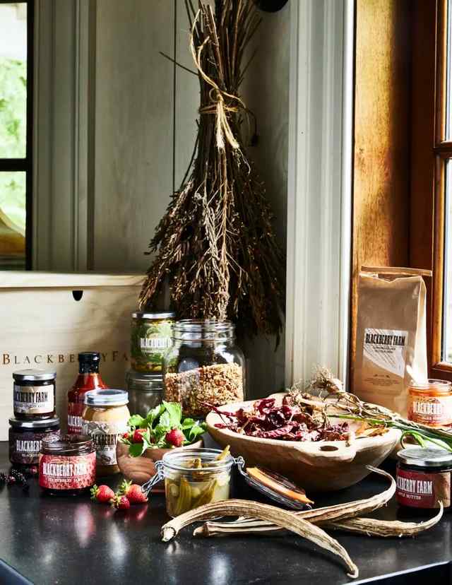 Blackberry_2023_060329.jpeg Blackberry_2023_060329.jpeg