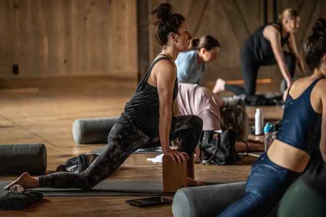 Web_JPG_BF_23_01_22_RAU_YOGA_CHARLOTTE_HARDWICK_3355_2024_04_25_161429_fvsi.jpeg Web_JPG_BF_23_01_22_RAU_YOGA_CHARLOTTE_HARDWICK_3355_2024_04_25_161429_fvsi.jpeg