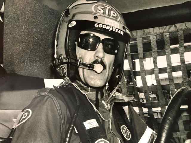 rp_inside_the_racecar_80s_5370_1625149315.jpg rp_inside_the_racecar_80s_5370_1625149315.jpg