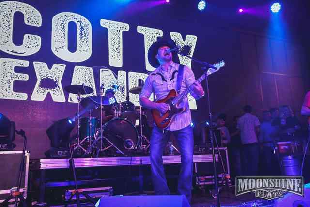 IMG_5869.jpg IMG_5869.jpg