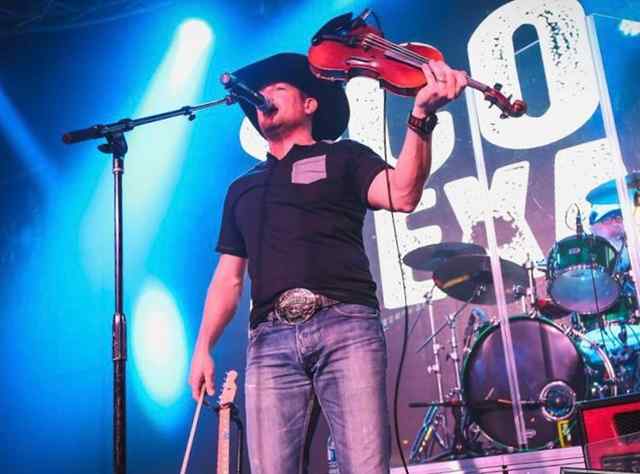 LIVE PROMO.JPG LIVE PROMO.JPG