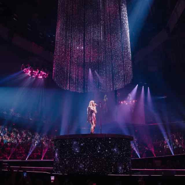 Carrie Underwood
