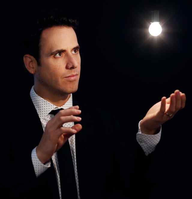 Oz Pearlman