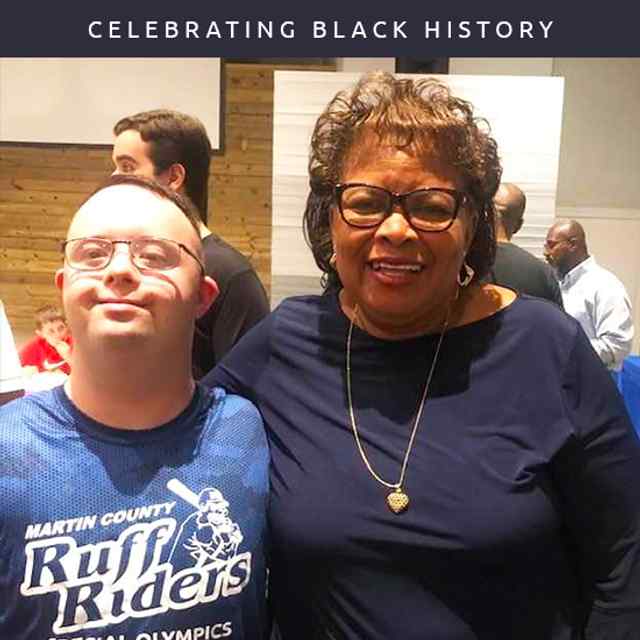 Lavi Betty Marshall a nan sèvis porte sou kat deseni