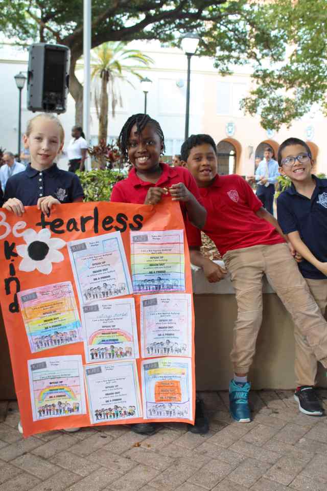 Escolas campeãs unificadas