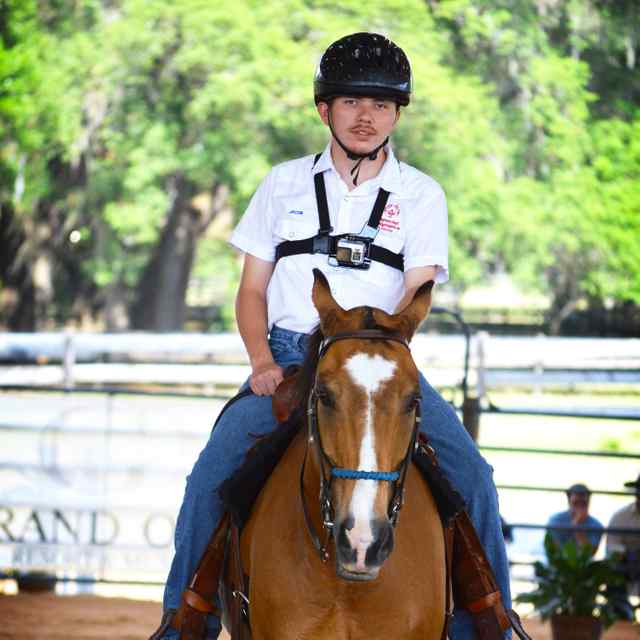 Olympics espesyal atlèt onè fondatè òganizasyon an