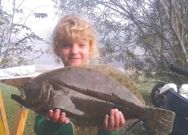 Kailynn Bradley 17" first flounder!
