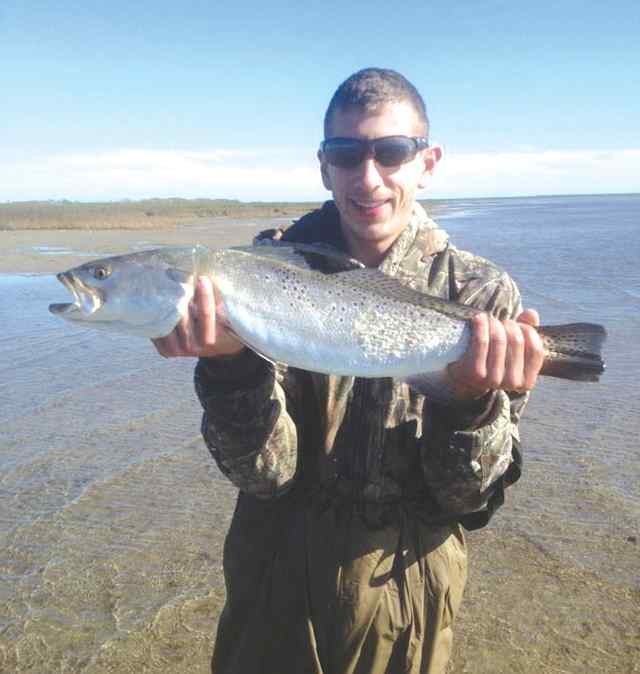 Josh Hollis Port O'Connor27&quot; 6lb first gator trout!