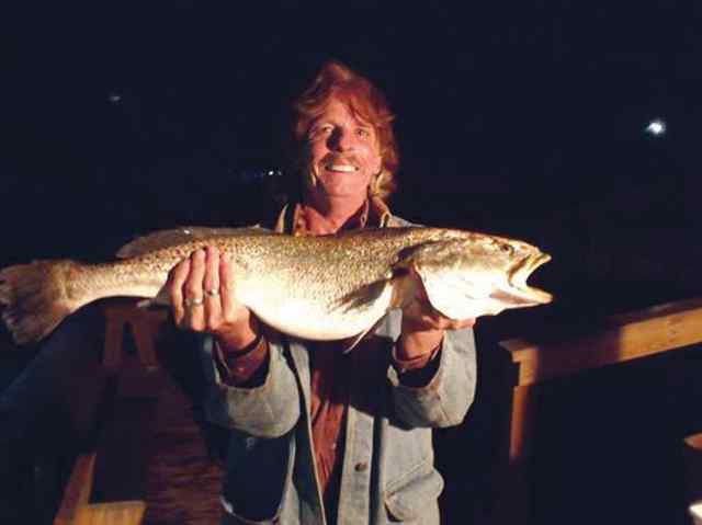 David Henderson Arroyo City30.5&quot; trout