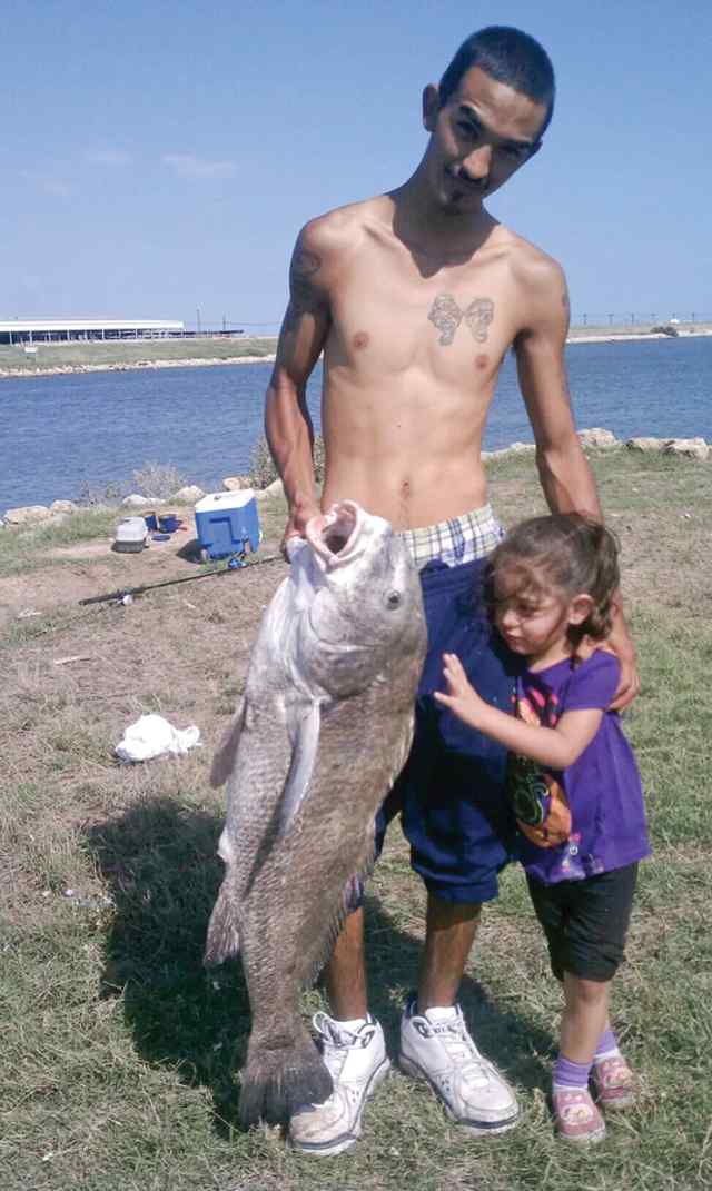 Chris Mariscal Freeport36&quot; 28 lb black drum