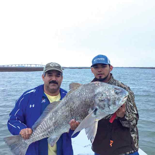 Jose & Antonio Chapa Freeport - black drum