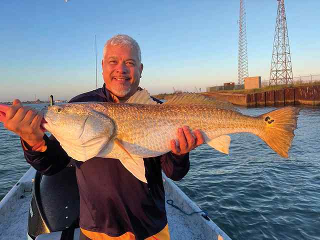 Michael Barrera Port Aransas - 42" redfish