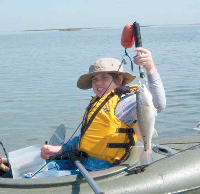 Austin Bennett Dana Coverat red