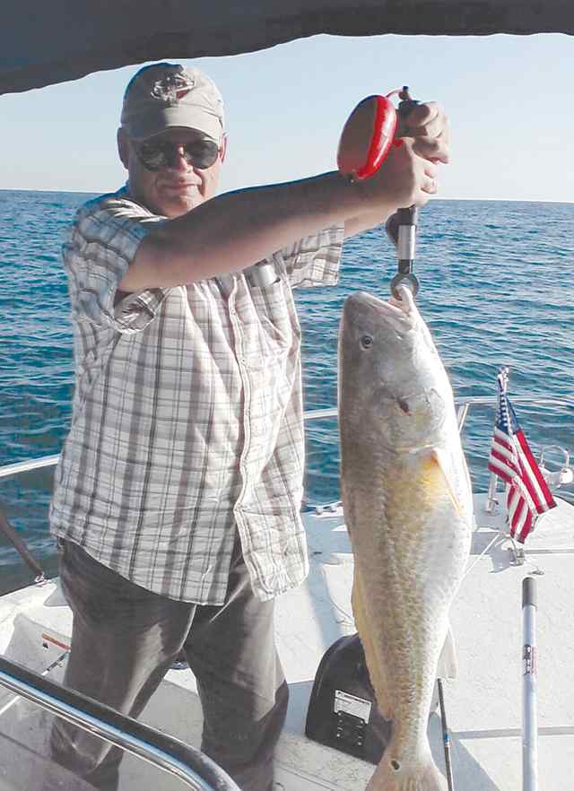 Richard Farnsworth Galveston jetties35&quot; 20lb redfish