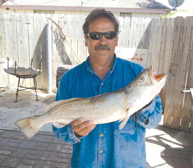 David Guajardo III Port Mansfield29&quot; trout