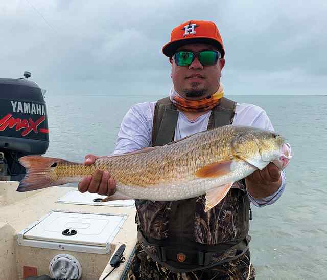 Lee Garza Rockport - 27" red