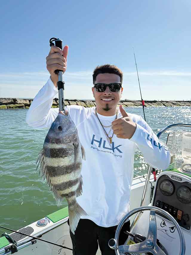 Fernando Vasquez Galveston north jetty - sheepshead